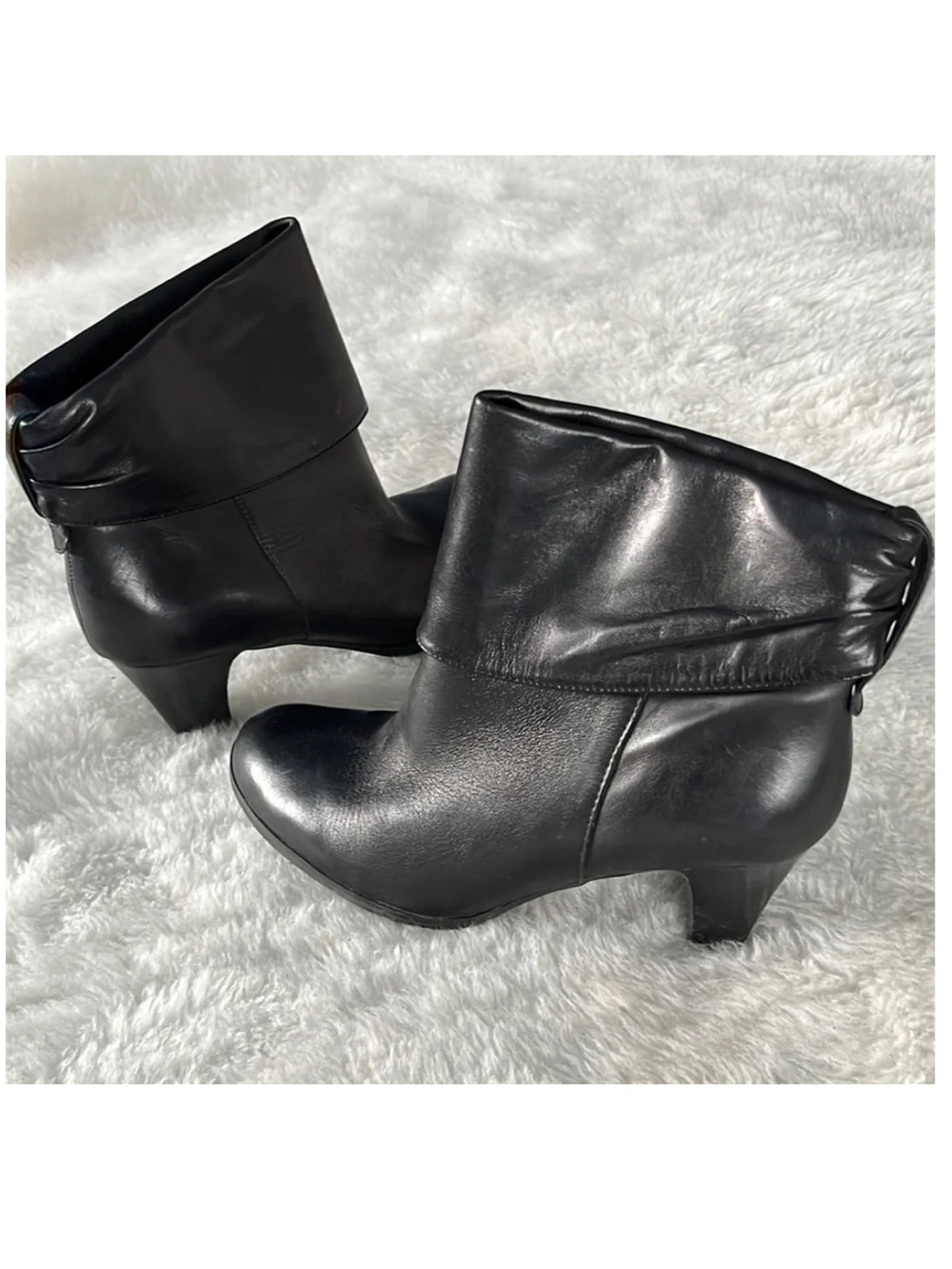 BCBGeneration Black Leather Fold-Over Ankle Booties size 10